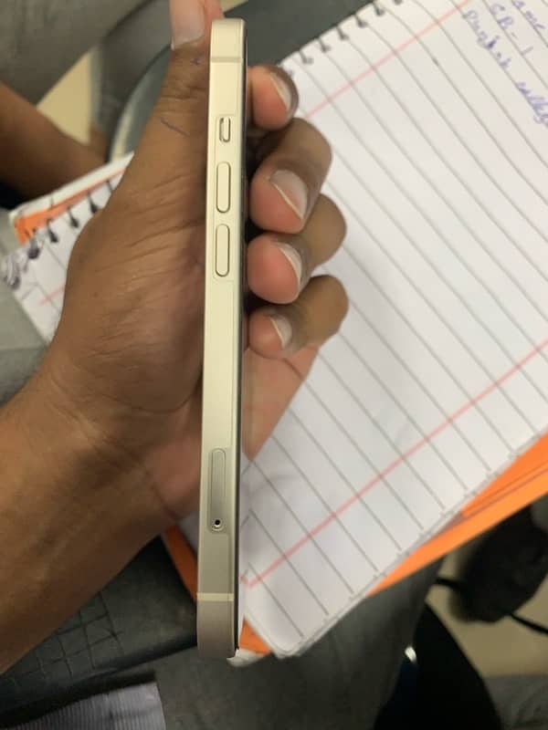 Iphone 13 128gb PTA Approved 6