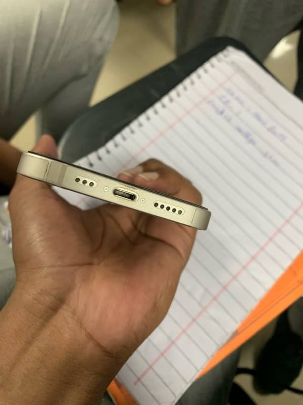 Iphone 13 128gb PTA Approved 7