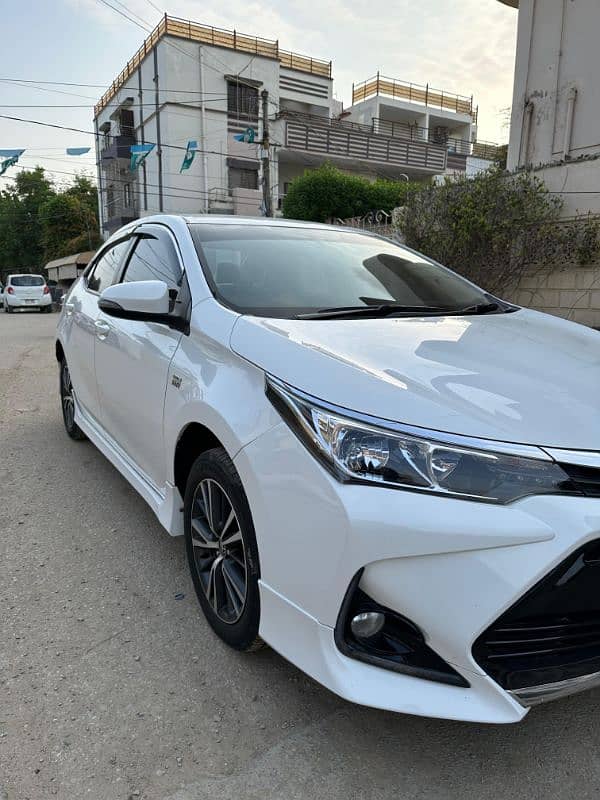 Toyota Corolla Altis 2019 10