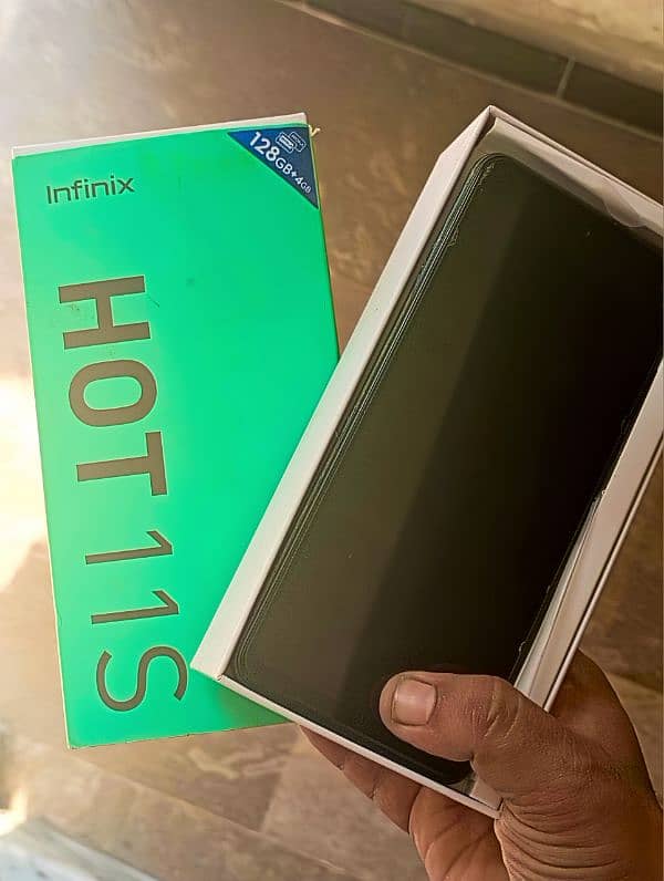 Infinix Hot 11s 0