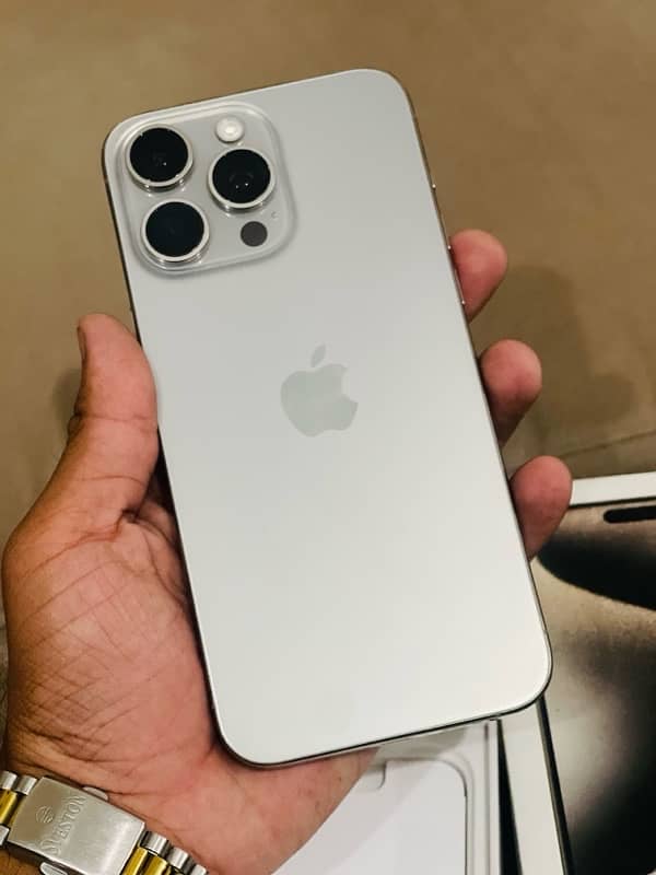 I phone 15 pro max (256 GB Pta Proved) 2