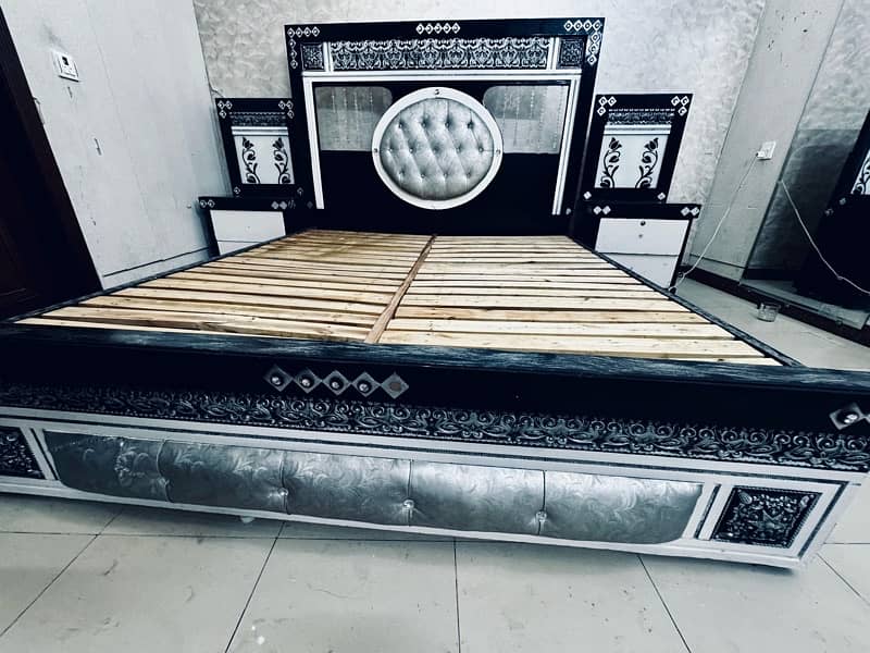 Wooden Bed In Deco Paint With Side Tables For Sale In Lahore 5