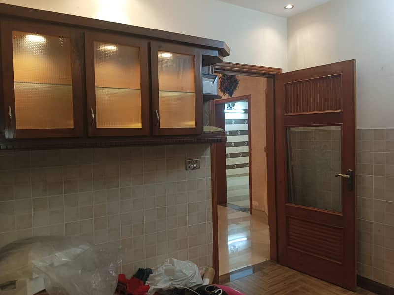 10 Marla Upper Portion 3 Bed Like Brand New Available For Rent In Shaheen Block Sector B Bahria Town Lahore 24