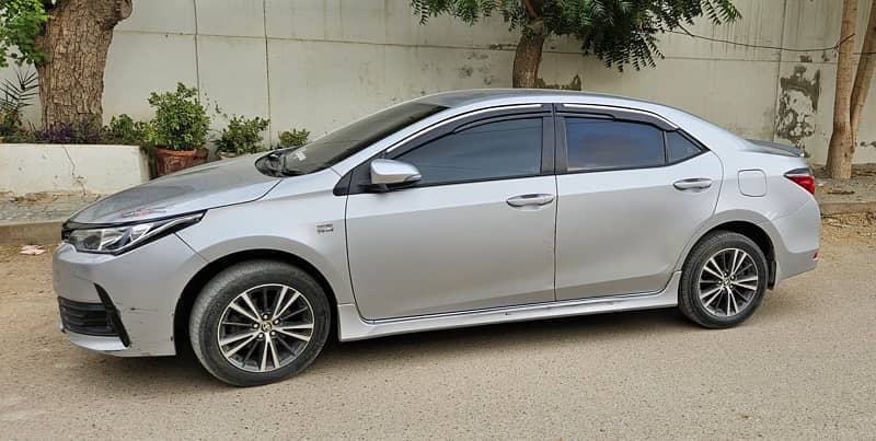 Toyota Corolla Altis 2018 1