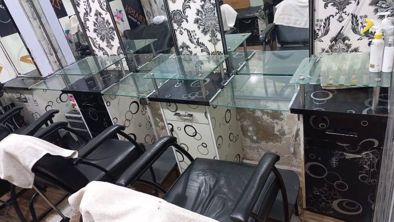 salon furniture for sell urgent 2