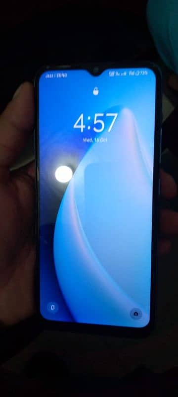 realme c25s 4/128 3