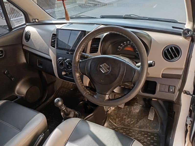 Suzuki WagonR 2018 VXR 10