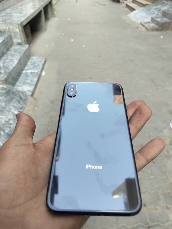 I phone Xsmax 256 gb 7