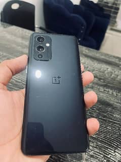 Oneplus 9 8gb and 128gb