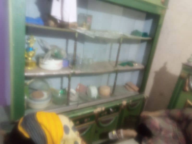 urgent sale. showcase 0