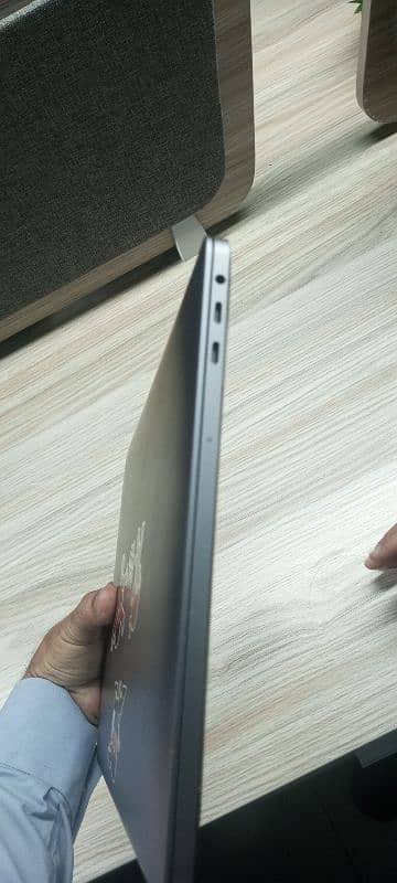 Macbook pro 2020, 16/512, 13 inch, i7 0