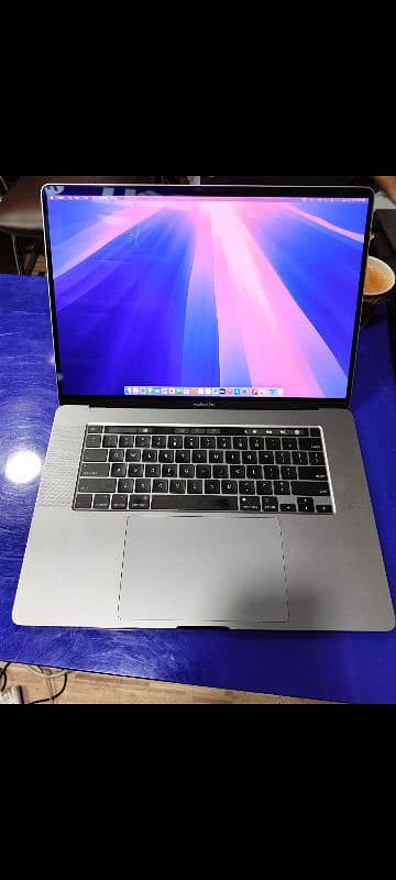 Apple MacBook Pro 2019 1