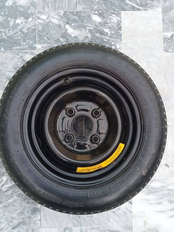 spare wheel 13,, 3