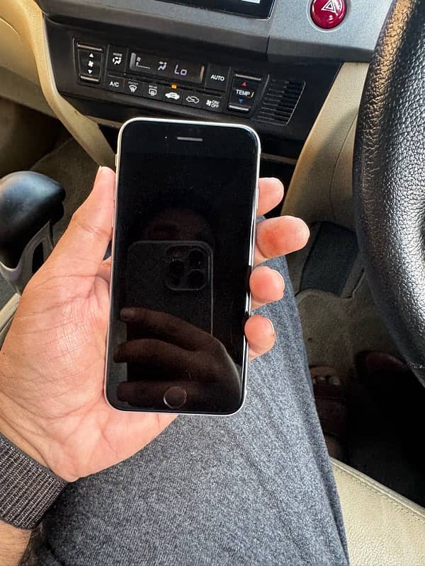 iphone SE 2020 pta 5