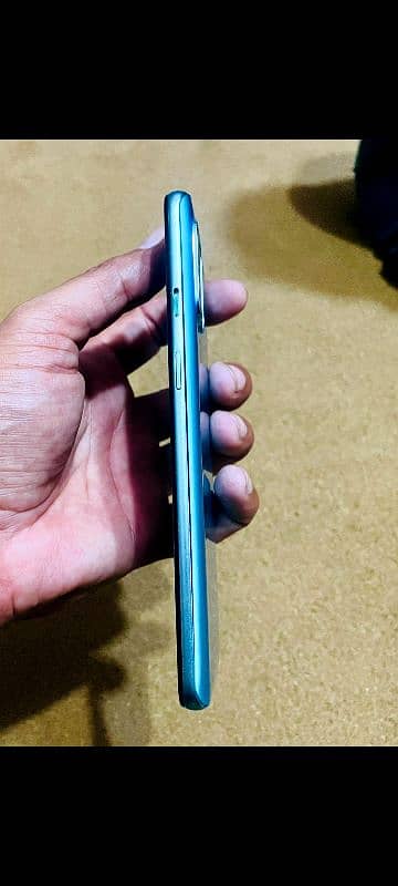 One Plus 8T Dual Sim Good phone 3