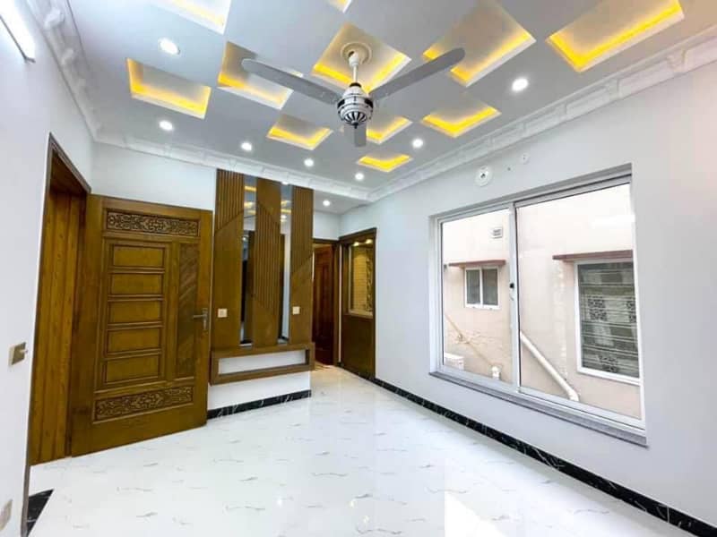 5 Marla Brand New Park Face House For Sale In AA Block BAHRIA Town Lahore 5