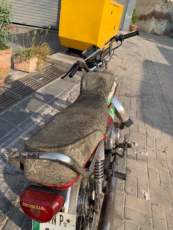 I am First Owner this bike Mery naam ha……. Biometric File Available 6