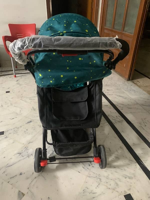 Tinnies Walker/Pram 1