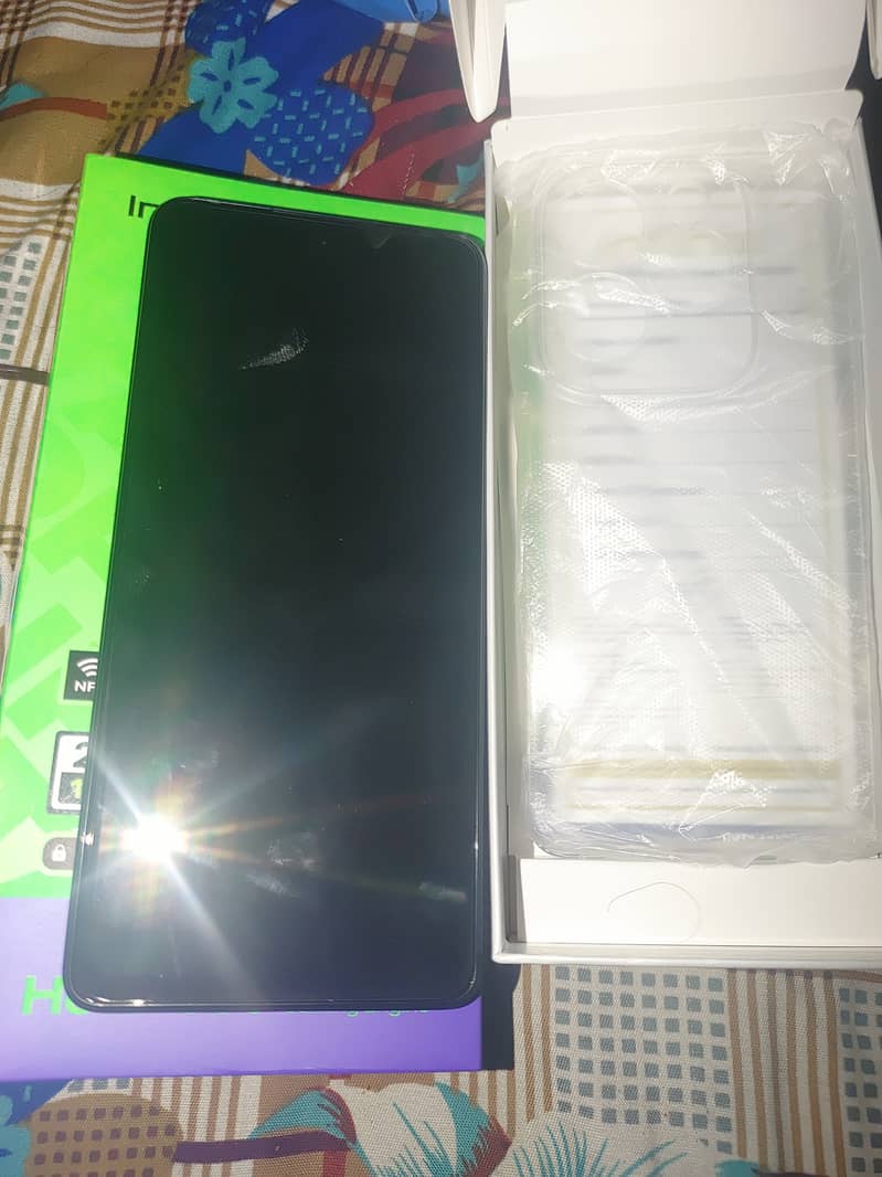 Infinix hot 40 pro 4