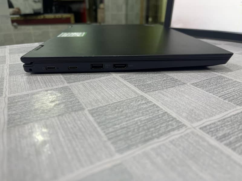 Lenovo Thinkpad Yoga L390 (Touch Screen) (0322-8832611) 9