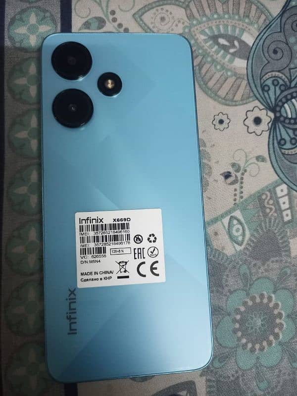 Infinix HOT 30i, 128Gb + 16Gb Ram 4