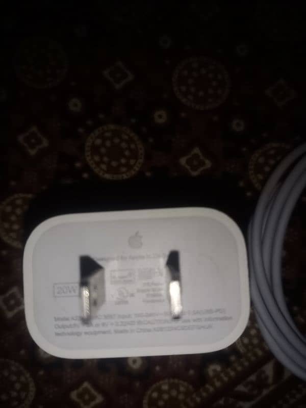 apple charger 20watt 0