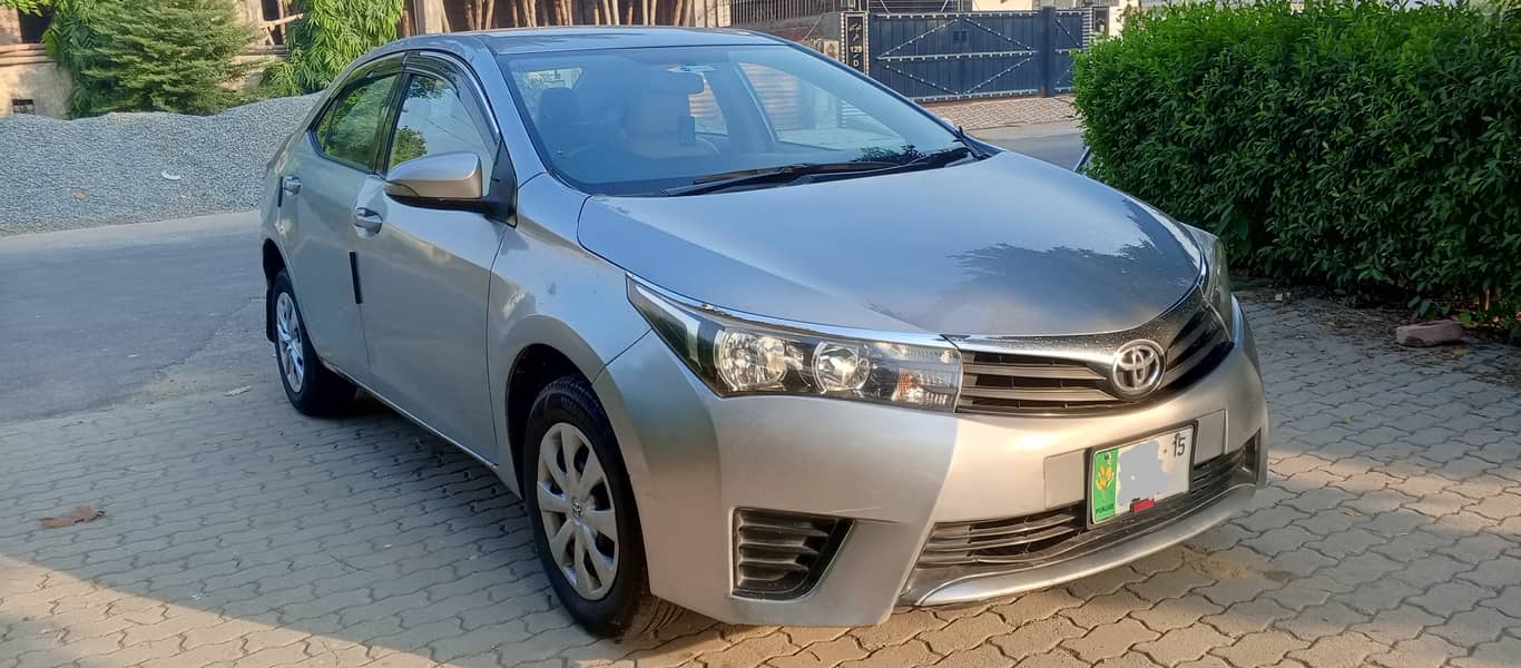 Toyota Corolla GLI 2015 1