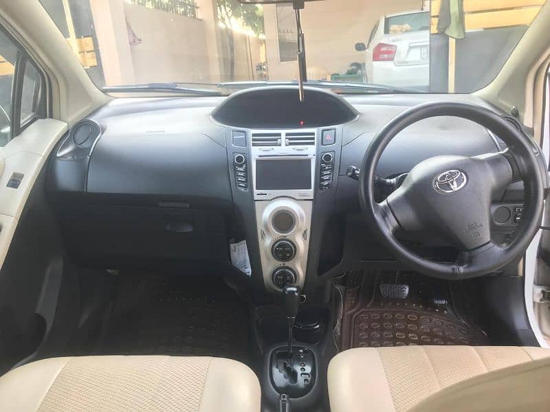 Toyota Vitz 2006, import 2012 5