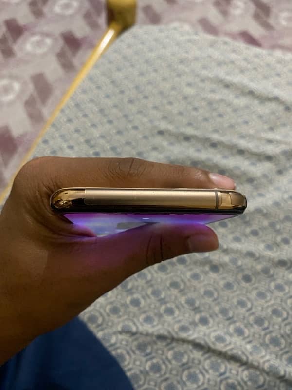 IPHONE 11 PRO 64gb FU 10/10 Condition 1