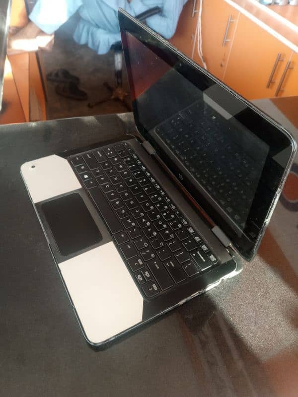 HP ProBook x360 11 g1 4gb ram,128m² 5