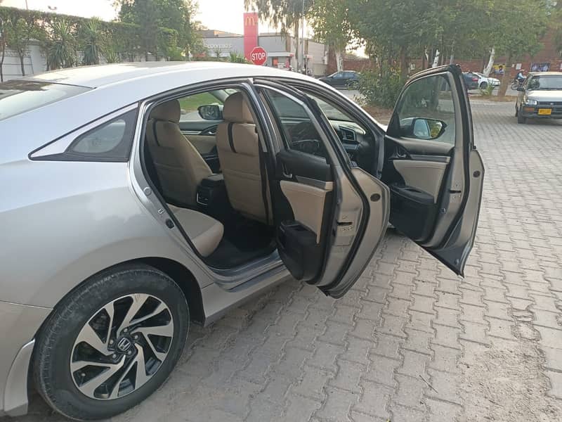 Honda Civic Oriel Prosmetic 2018(Red Meter)Full Option 13