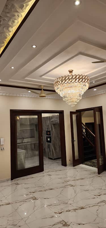 10-Marla (Ultra Luxury) House For Sale In Overseas-B Block Sec-Overseas Bahria Town Lahore, 4