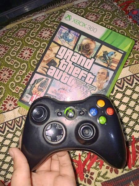 Xbox 360 with gta 5 1