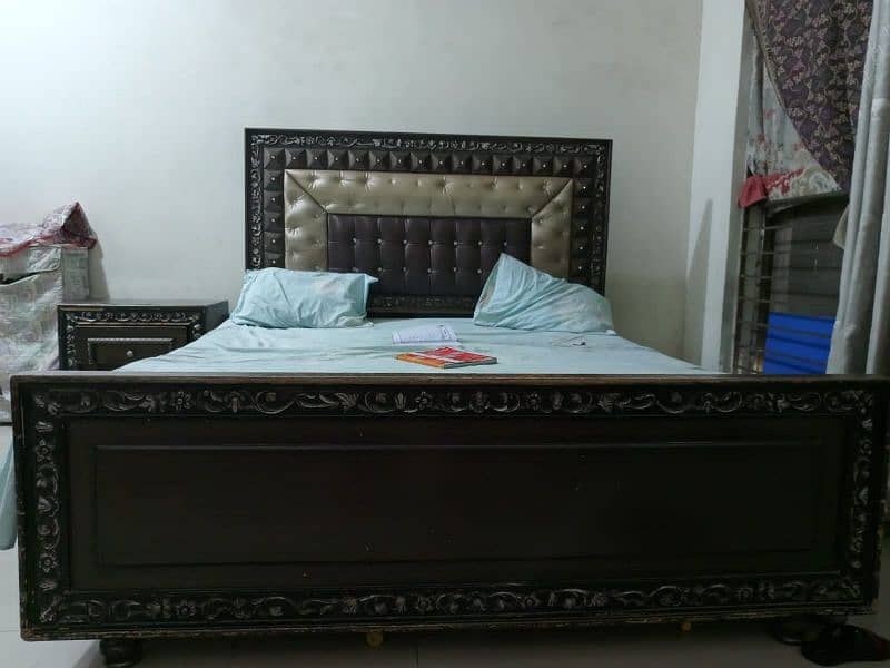 bed set for  urgent sale 1