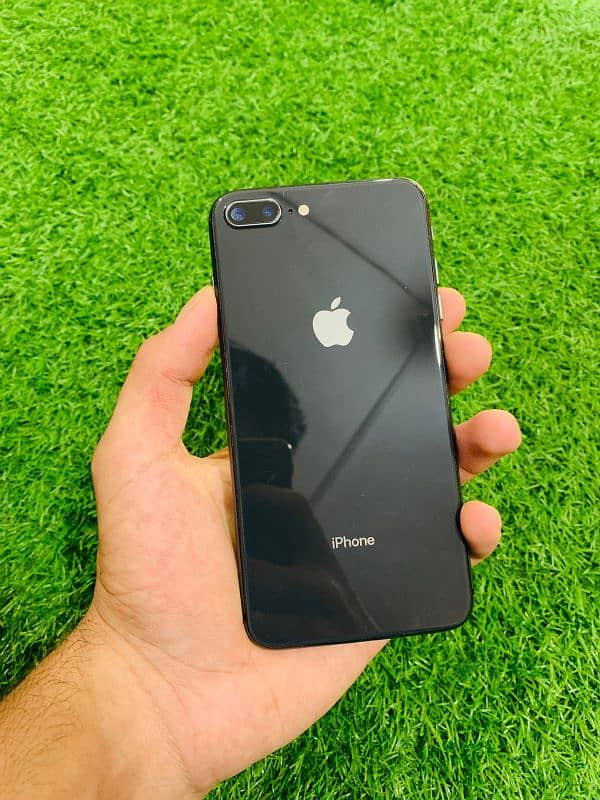 iphone 8 plus 1