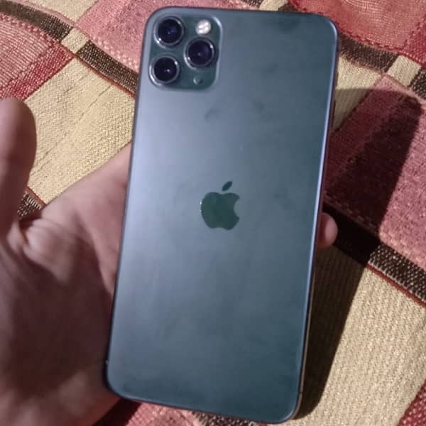 iphone 11promax 256gb non pta with box urgent sale 0