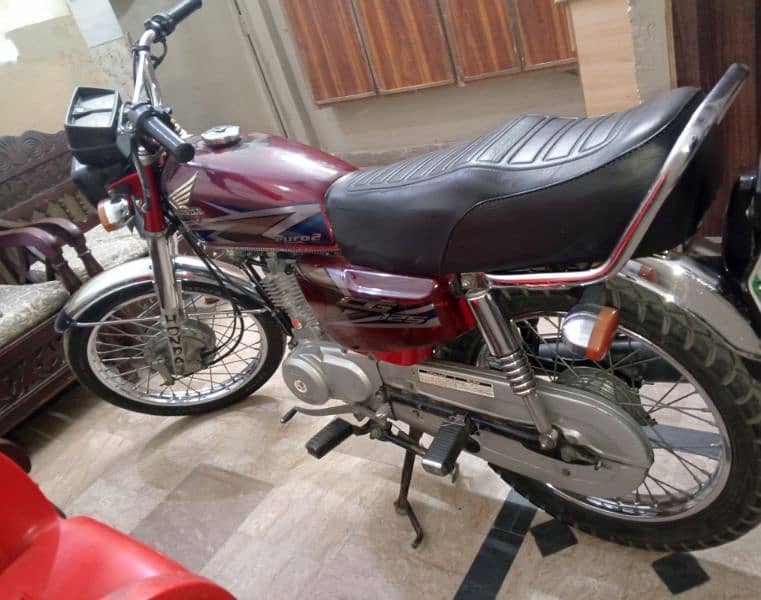 Honda CG125 4