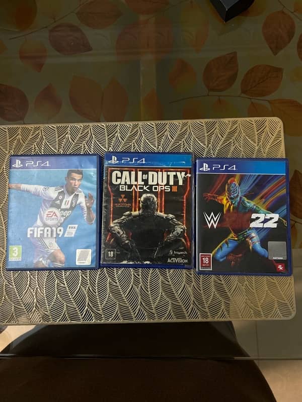 PS4 games for sale (wwe 2K23/Fifa19/black ops III) 0