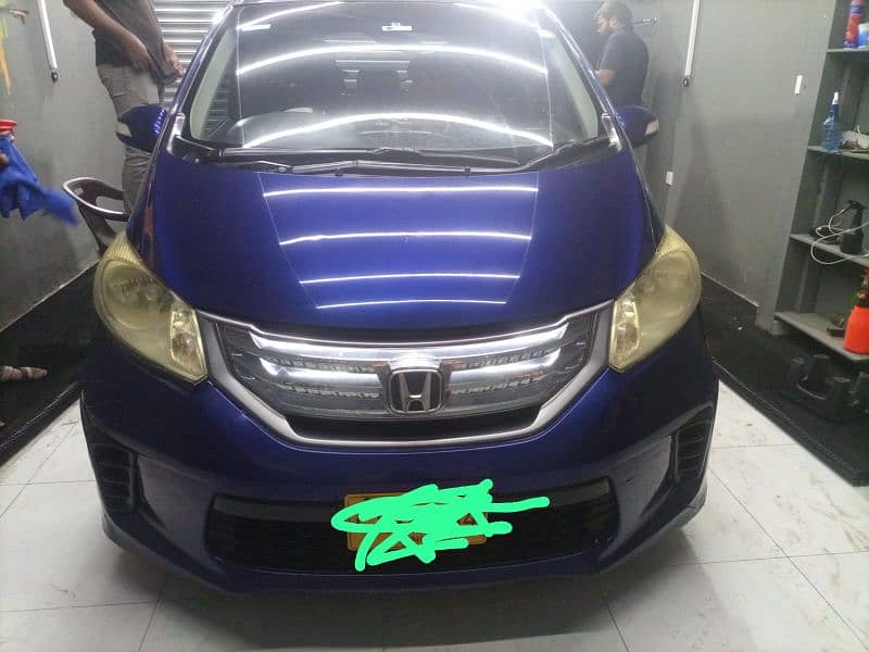 Honda Freed 2013 1