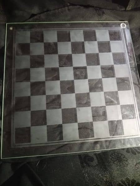 glass chess 4