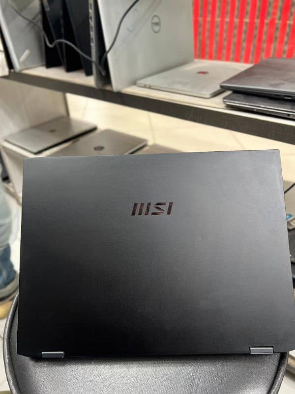 MSI Summit E13 Flip Evo 2