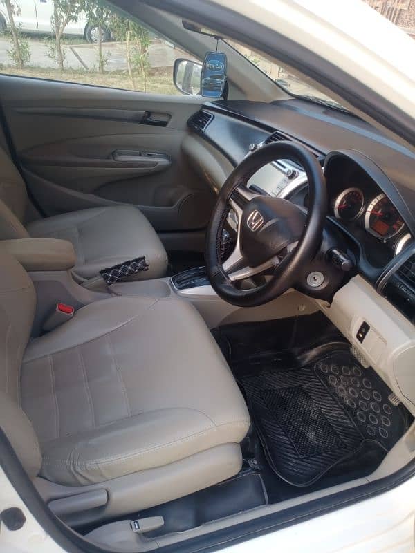 Honda City IVTEC Auto 2013 15