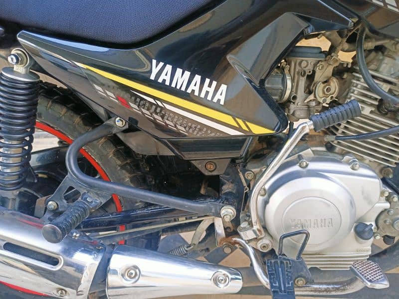 YAMAHA YBRG 125 4