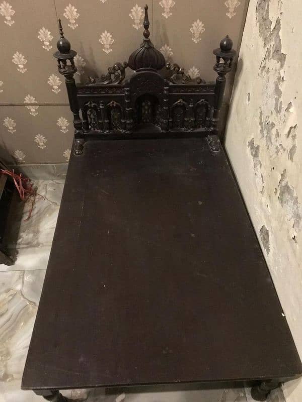 Vintage Small Bed 5