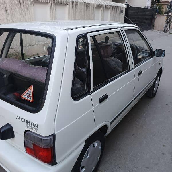 Suzuki Mehran VXR 2015 6