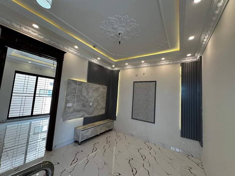 5 marla brand new house for sale in Dha rehbar vip hot location vip house 1