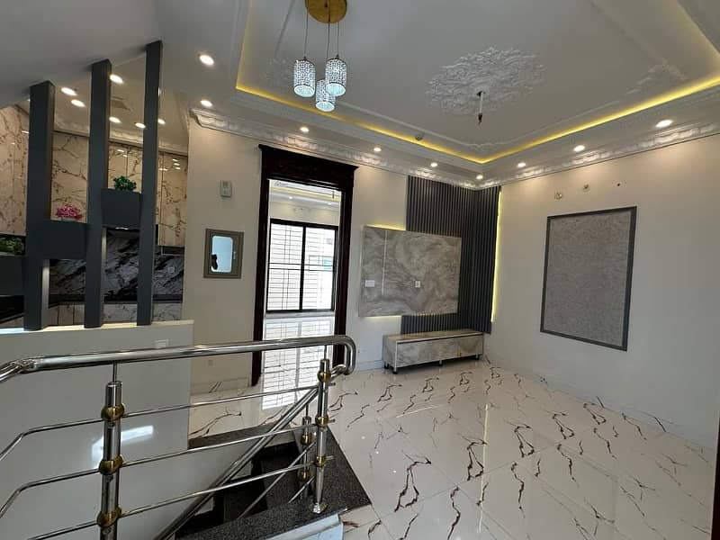 5 marla brand new house for sale in Dha rehbar vip hot location vip house 12