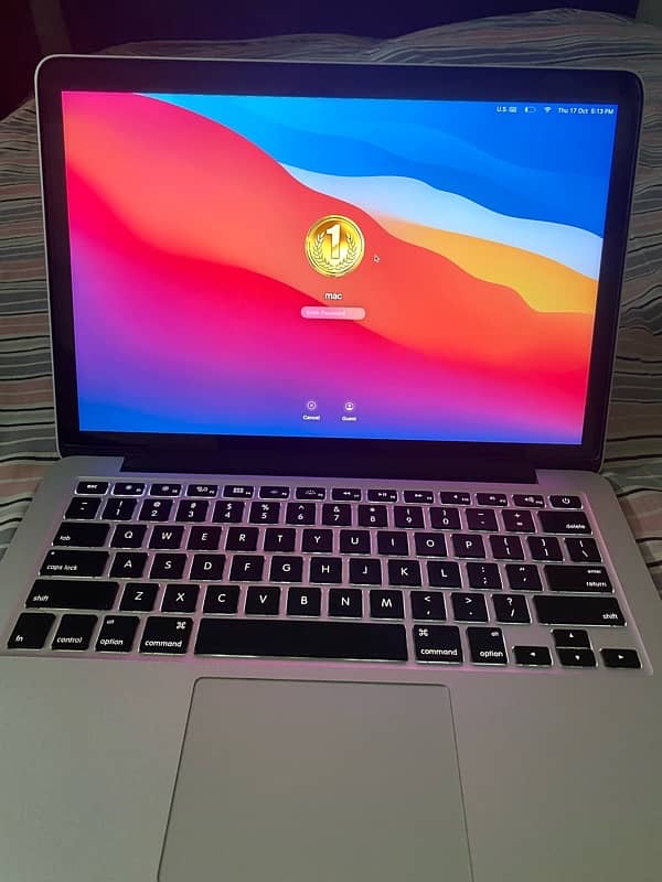 MacBook Pro ( Retina , 13-inches, Mid 2014) 1