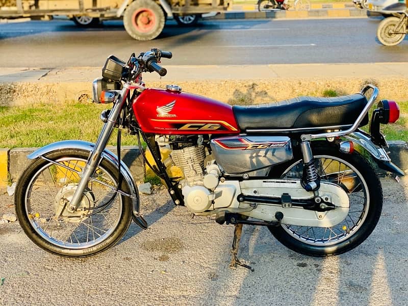 Honda CG125 Special Edition 4