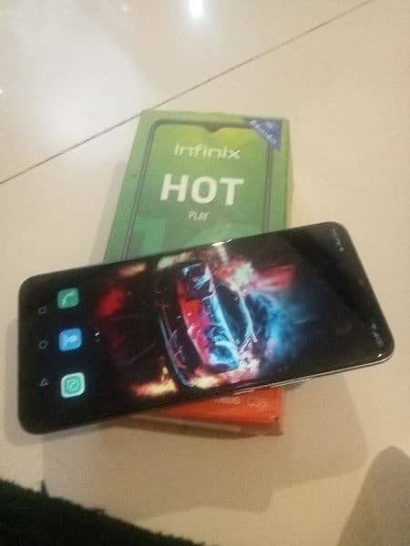 Infinix hot 10 play 64 GB + 4 GB 2